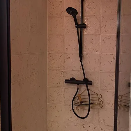 Entre Parenthese דירה